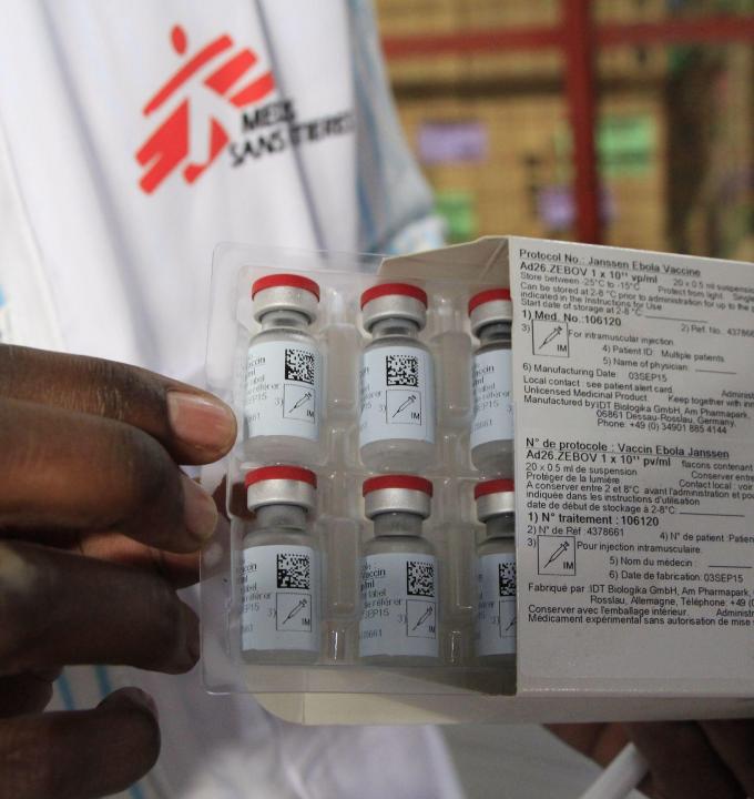 The first batch of the Ad26.ZEBOV / MVA-BN-Filo vaccine, produced by Janssen / Johnson & Johnson, has arrived in Goma, Democratic Republic of Congo. The start of the study is scheduled for November 14th.