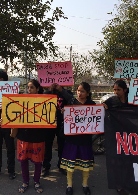 HepC_India_SofHearingProtest_Feb2016
