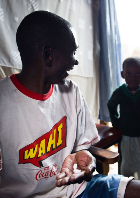 Charles Sako is 41 and lives with his partner and three-year old daughter in Kibera, a deprived area of the Kenyan capital, Nairobi. Charles is HIV positive and is being treated at an MSF clinic in Kibera. 