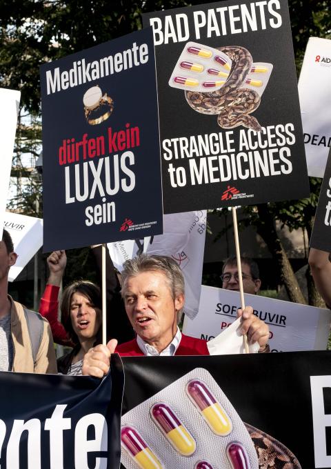 MSF and other civil society protests in Munich at the European Patent Office against Gilead's monopoly on sofosbuvir, Germany 2018.