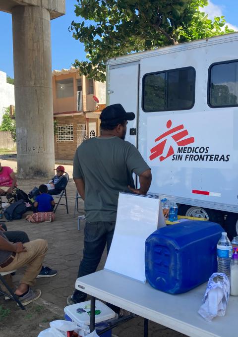 An MSF mobile team travels through southeastern Mexico to provide humanitarian medical assistance to hundreds of people entering the country, including preventive measures against COVID-19.