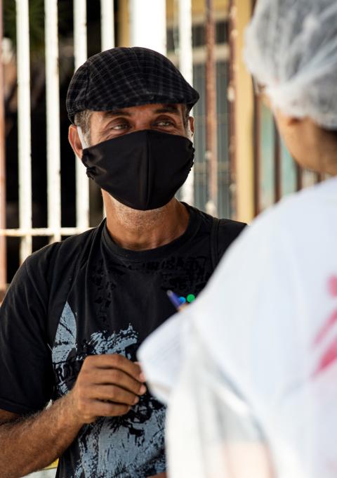 Sebastião da Silva, 43 years old, is unemployed and went out of his house to get food for his 3 kids and wife. He is a painter and is having a hard time getting a job.If I get the virus, I wouldn’t know what to do.”