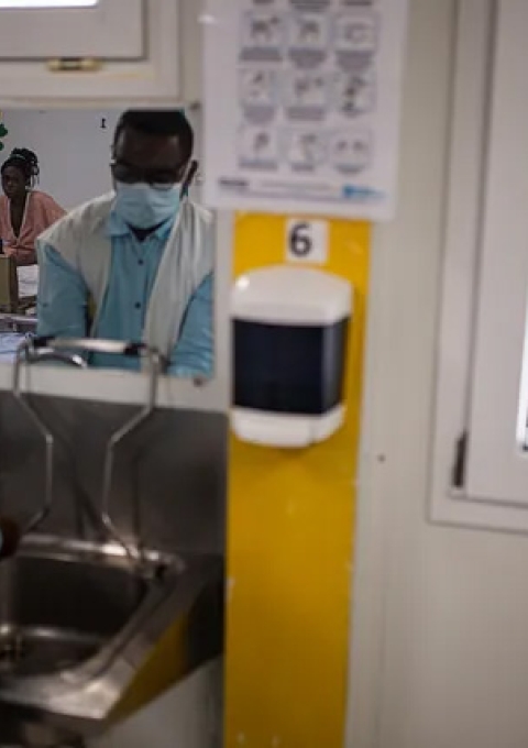 Patient being treated for burn injuries at MSF’s Tabarre hospital in Port-au-Prince, Haiti, after a fuel truck explosion on 14 September 2024.