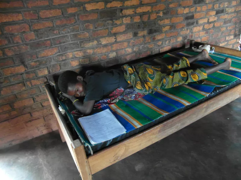 24-year-old Germaine, in the first stage of sleeping sickness, recovers after receiving treatment, Sukadi DRC 2015.