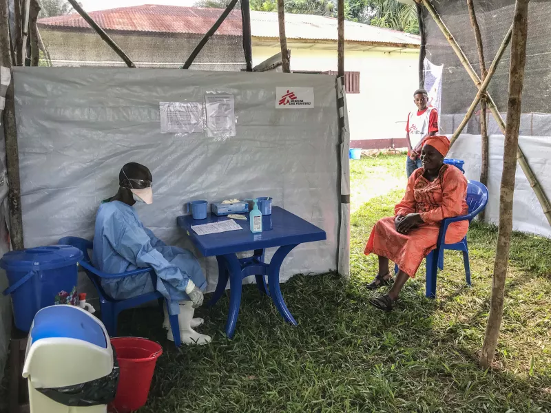 Participants to the vaccination receive information on the vaccine before consenting, and will be carefully monitored over a period of time. Participation is voluntary and the vaccination is free. Photograph by Louise Annaud