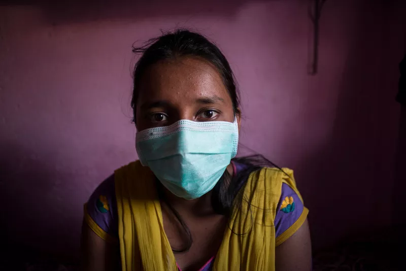 Sneha Pal (F/18) who has been receiving treatment for the past 6 months from MSF for her XXDRTB, poses for a portrait at her home in Santosh Nagar, Goregaon East, Mumbai. 