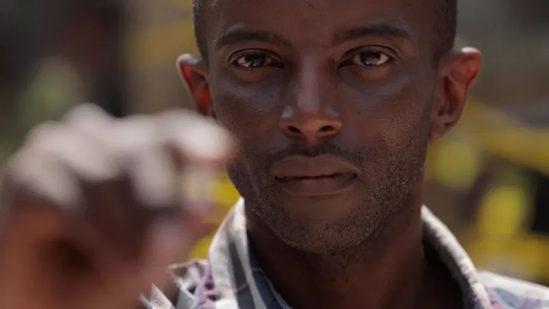 Siyabulela Qwaka is the fourth patient cured of drug resistant TB in MSF’s project in Khayelitsha, South Africa. His story is an inspiration for patients currently fighting the new form of tuberculosis against which existing drugs are of limited effectiveness.