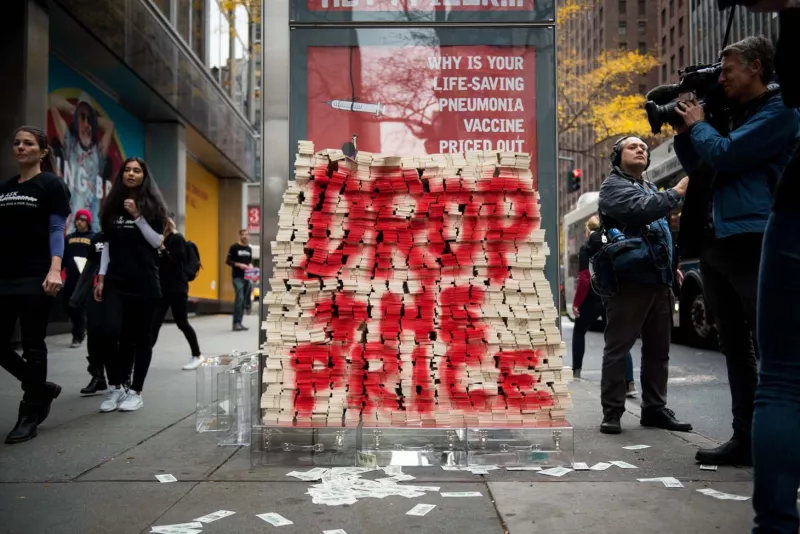 n New York, on Word Pneumonia Day 2015 (Nov 12), MSF volunteers attempted to deliver more than $17 million of fake cash - the equivalent of one day of profits from the pneumonia vaccines for Pfizer.