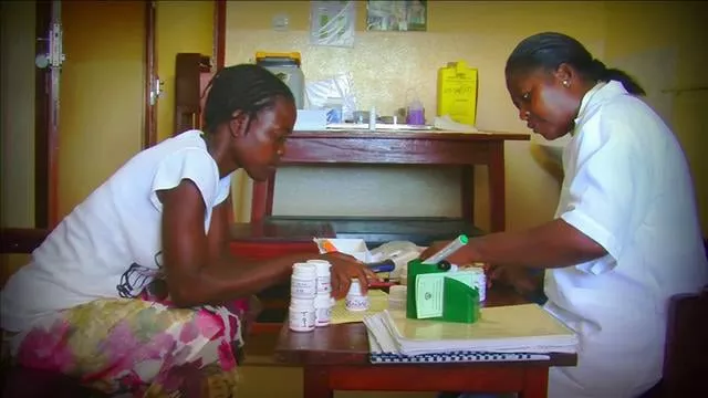 Mozambique: Empowering HIV+ people to manage their care