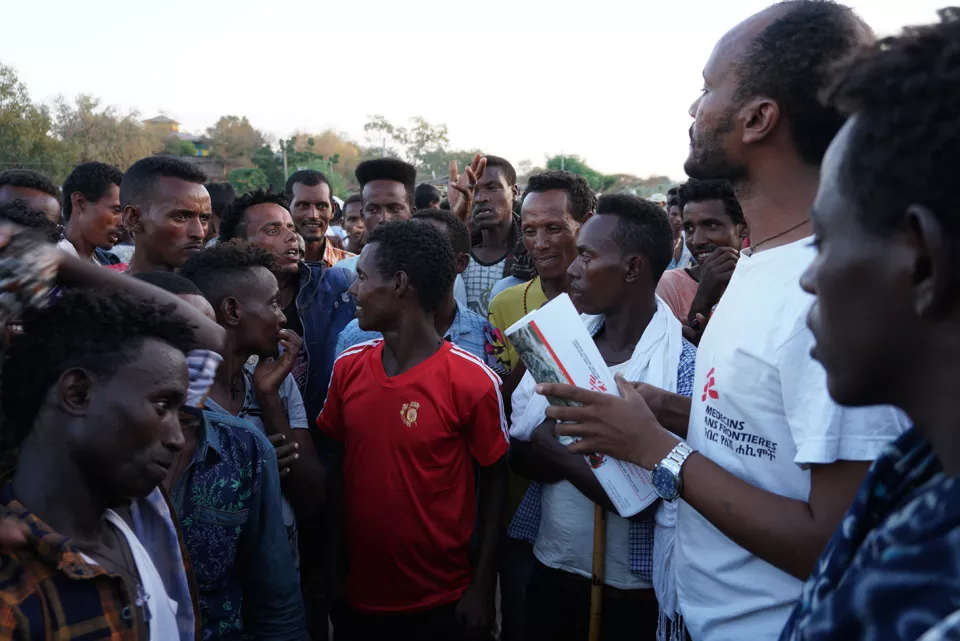 Yeshiwas Tesema MSF’s community and health education supervisor speaks about the risks of snakebites to migrant workers in Abdurafi town.