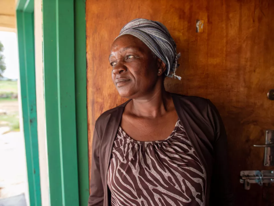 Rumbidzai Mushayi first heard about screening at her local health clinic in Zimbabwe. A series of screenings and treatments were unable to stop her condition deteriorating, until she underwent radical surgery in the capital.
