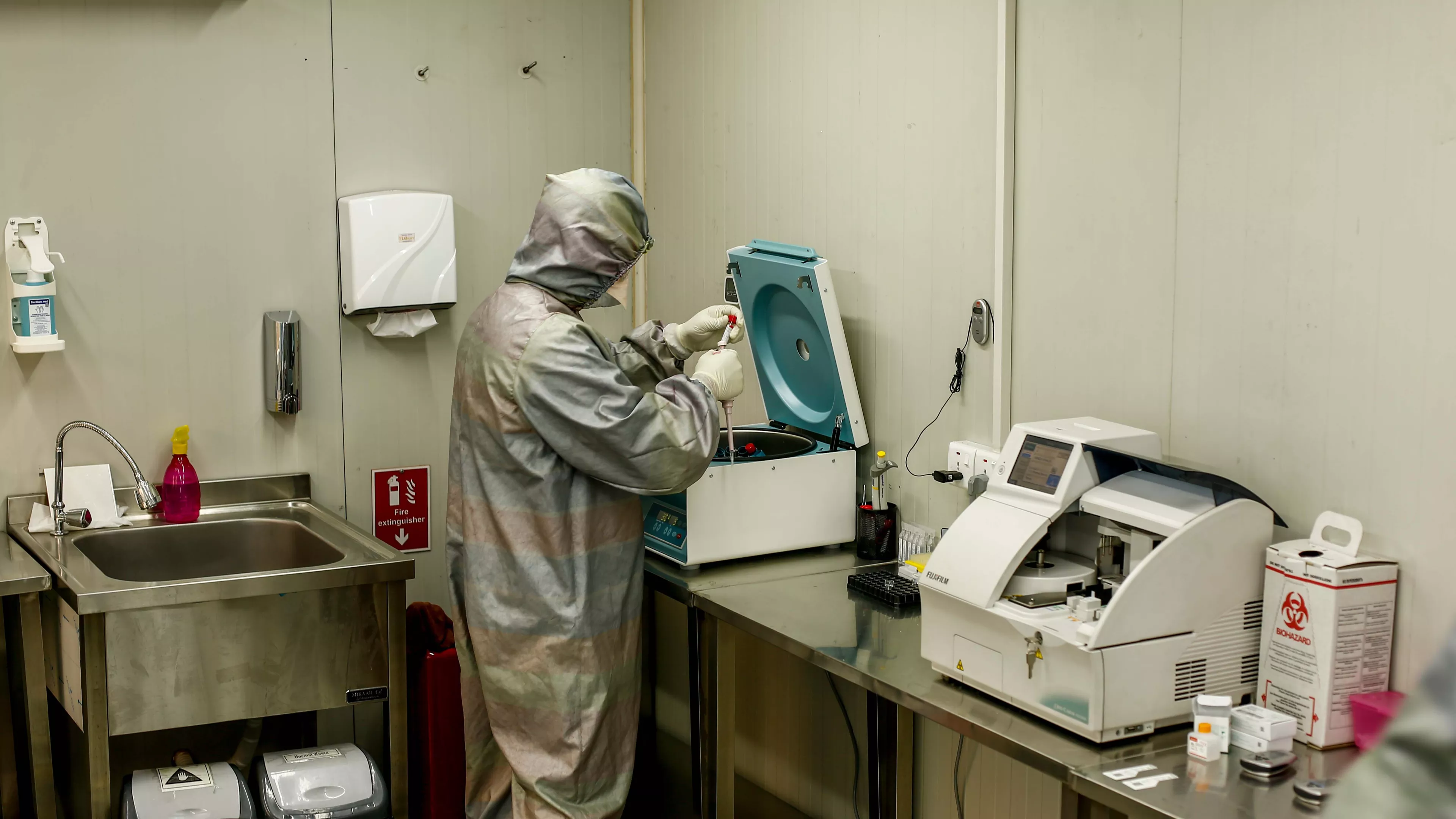 Lab testing in MSF COVID-19 facility. 