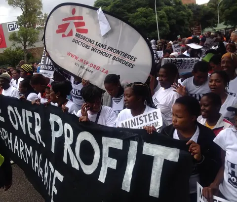 BicEnC5IAAASwh1.jpg large