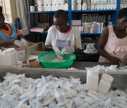 MSF trained staff pack bags of medication for TB and HIV patients at the pharmacy at Epworth Clinic, on Harare’s outskirts.