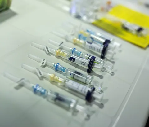 MSF conducted immunization efforts for refugee children in Greece aged from 6 weeks to 15 years against six childhood diseases: measles, tetanus, pertussis, influenza, polio, hepatitis B and certain forms of pneumonia.