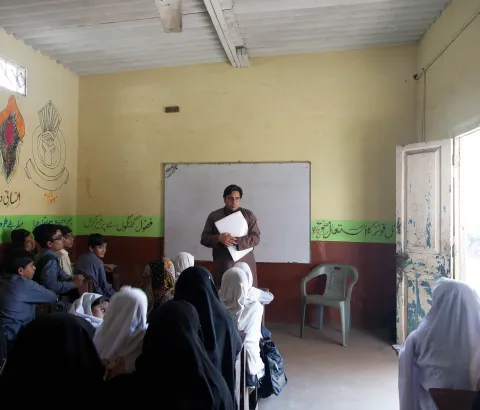 MSF Staff conducting a health promotion workshop to raise awareness amongst students about Hepatitis C.