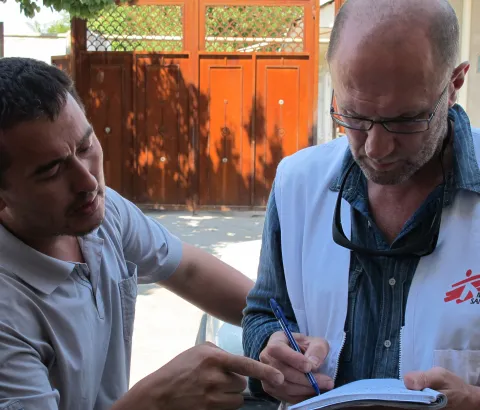 MSF emergency coordinator from Lituania, Andrei Slavuckij, is assessing medical needs in a neighbourhood of Osh.