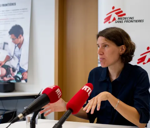  Tessy was in charge of a measles vaccination campaign in DRC for 2 months (June to August 2013). Since 2010, the country is affected by a measles epidemic. 200,000 people were affected. 4,500 died among which many were children. Since 2 years, 4 million people were vaccinated by MSF thanks to the collaboration of the local health authorities.