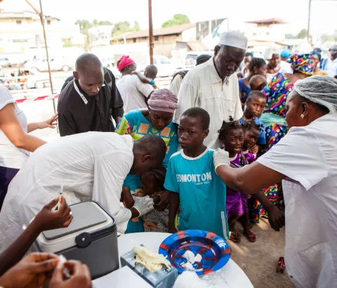 Children are vaccinated during the first day of a Measles vaccination programme in Conakry, the capital of Guinea. Photograph by Markel Redondo