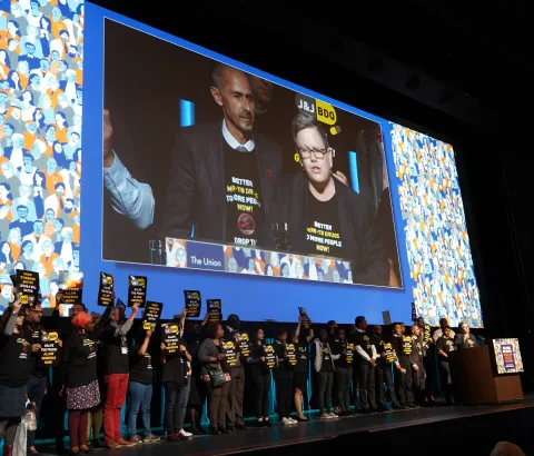 MSF, alongside other civil society organisations, protested against J&J during the Union Conference on Wednesday, the 24th.