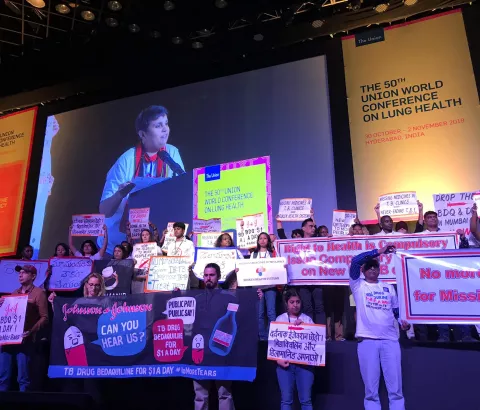 MSF and TB activists disrupt opening of TB conference to protest drug corporations keeping life-saving medicines from people