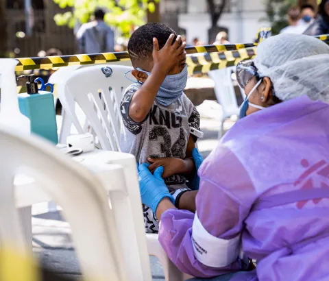 MSF intervention in Rio, Praça da Cruz Vermelha