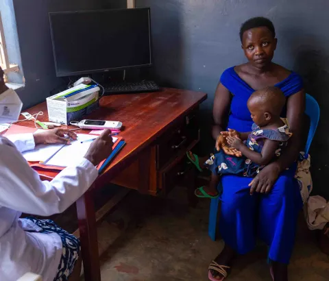 Every three minutes, a child dies of tuberculosis (TB), even though treatment is available. In children, under-diagnosis is a major obstacle to effective treatment. New WHO recommendations, including treatment decision algorithms, could change all that.